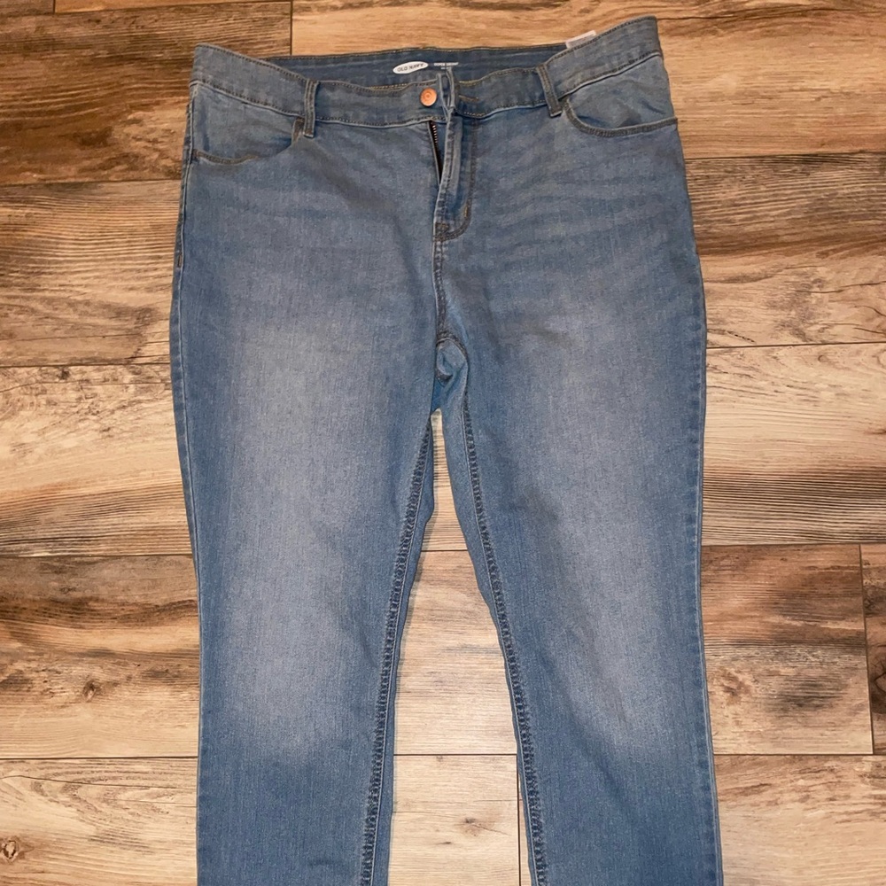 Old navy super skinny mid rise jeans size 14